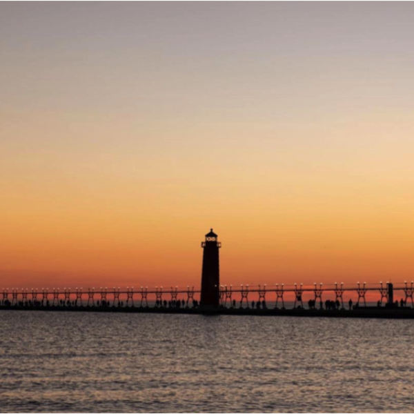Best-Beaches-in-Michigan-Hidden-Gems-and-Must-Visit-Spots
