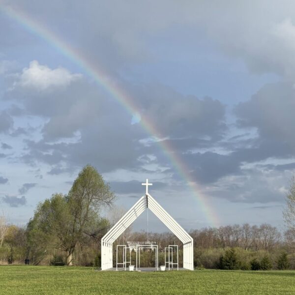 Outdoor Wedding Venue Near Ann Arbor with a Rain Plan